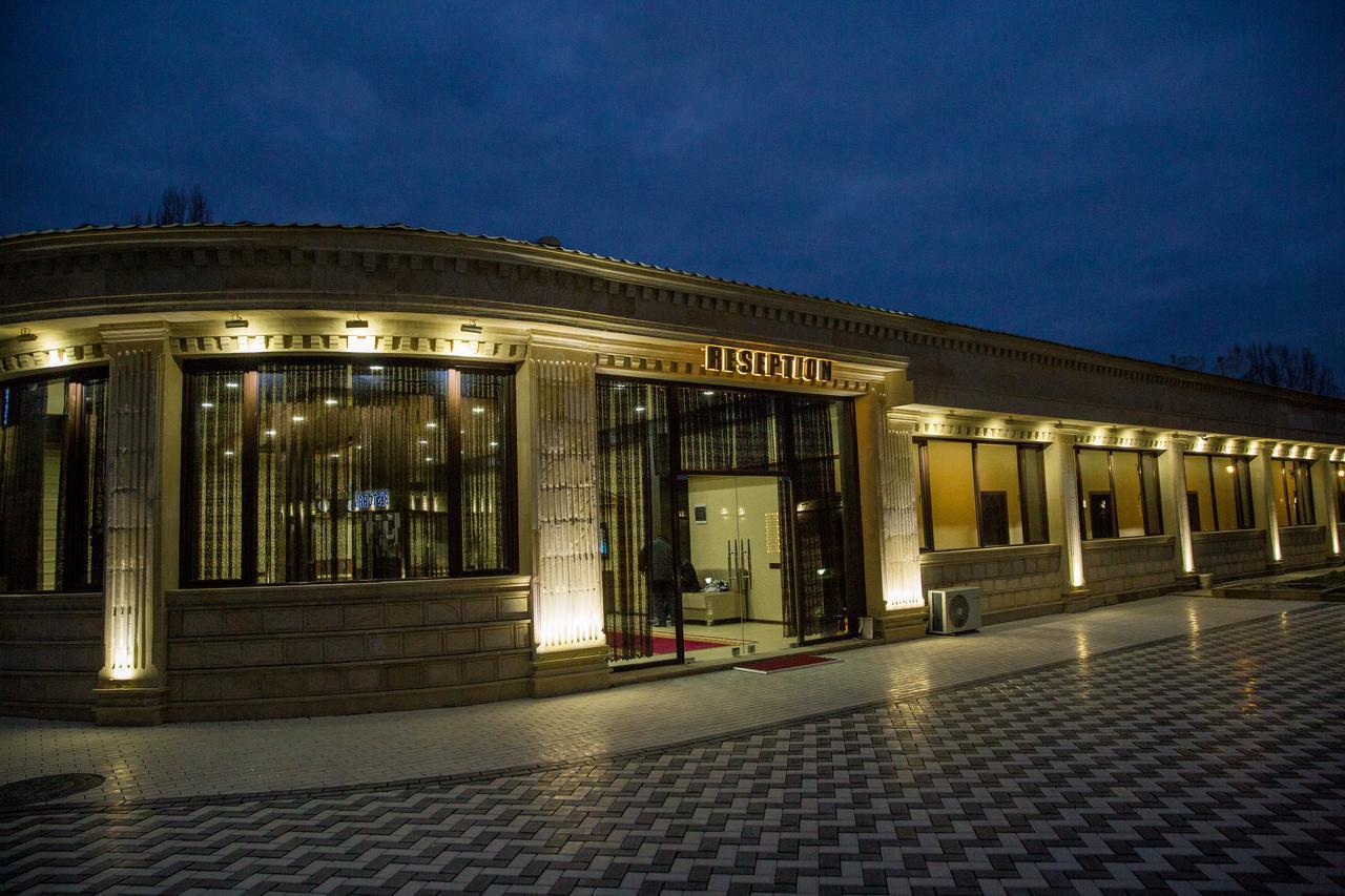 Semeni Hotel & Restaurant Mingachevir Bagian luar foto