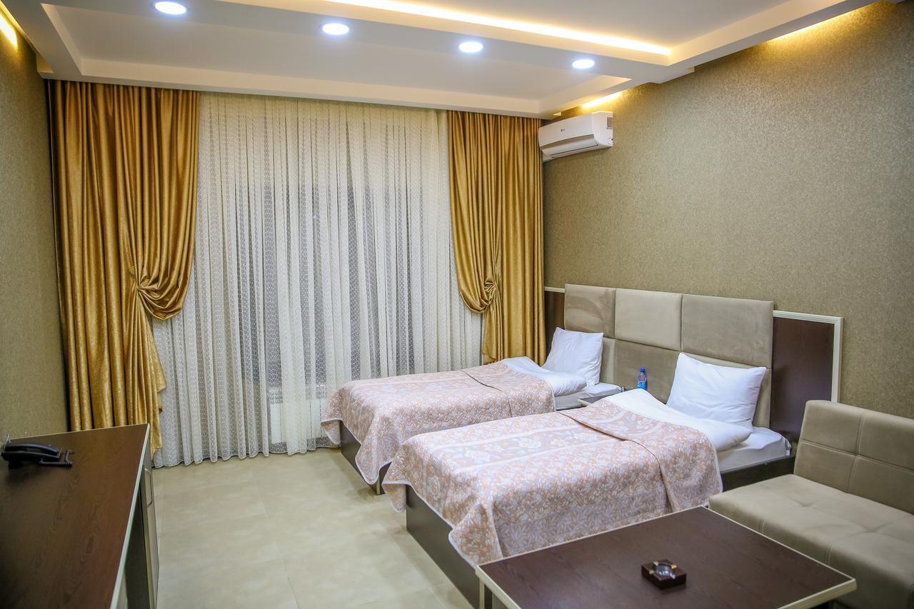 Semeni Hotel & Restaurant Mingachevir Bagian luar foto